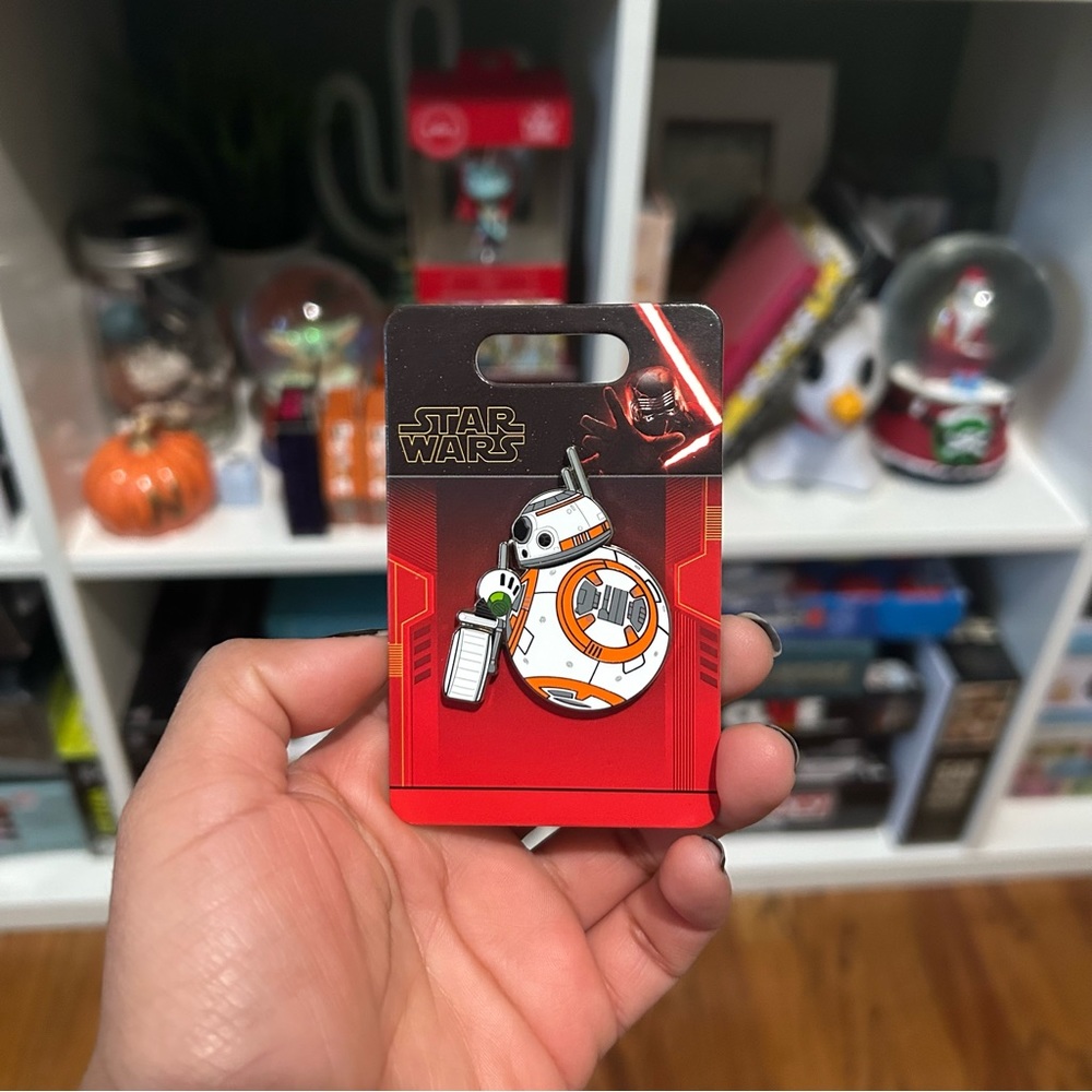 Star Wars BB-8 and D-O Pin